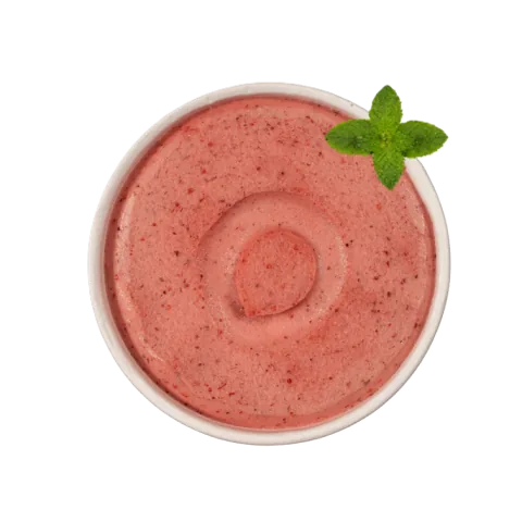 Bio-Eis Erdbeer-Minze im Becher von oben